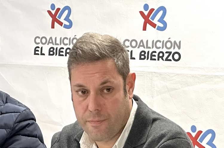 Alonso considera que Ramón "pretende convertir el Consejo Comarcal en una especie de pequeña mancomunidad hasta hacerlo desaparecer"