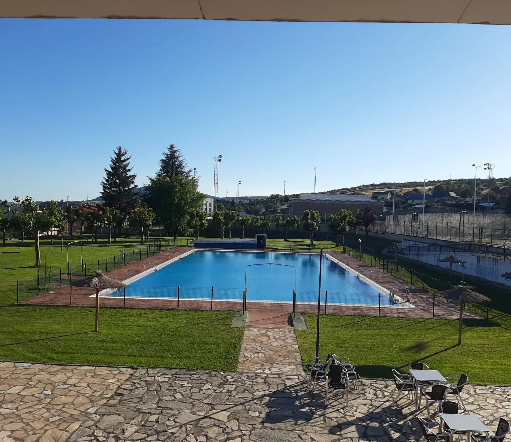 La Piscina Municipal de Fabero abrirá sus puertas el próximo 21 de junio