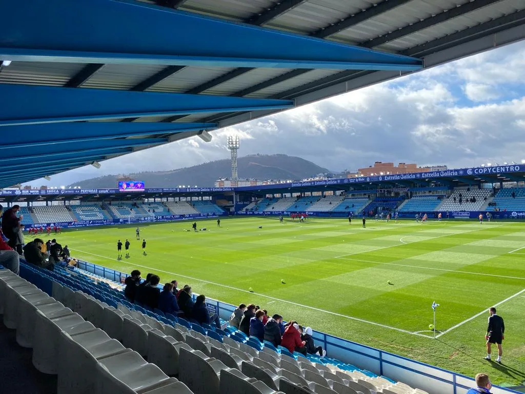 La SD Ponferradina lanza la renovación online de abonos para la temporada 26/27