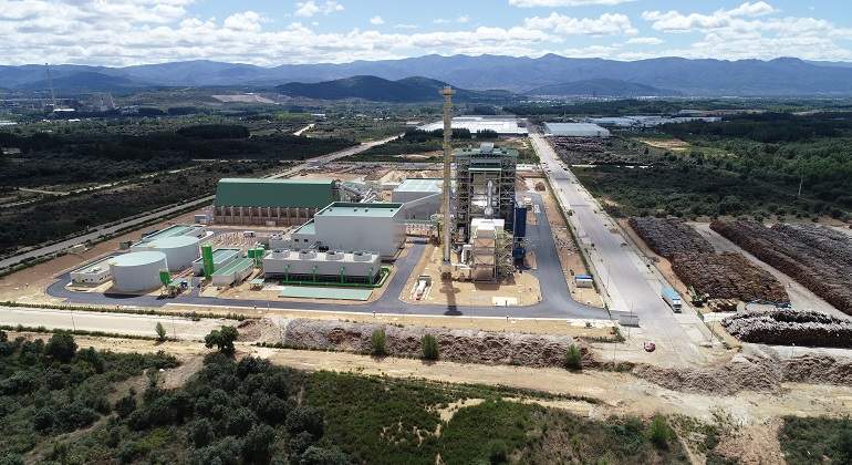 Forestalia retoma la actividad en su planta de biomasa en El Bayo tras seis meses de parón