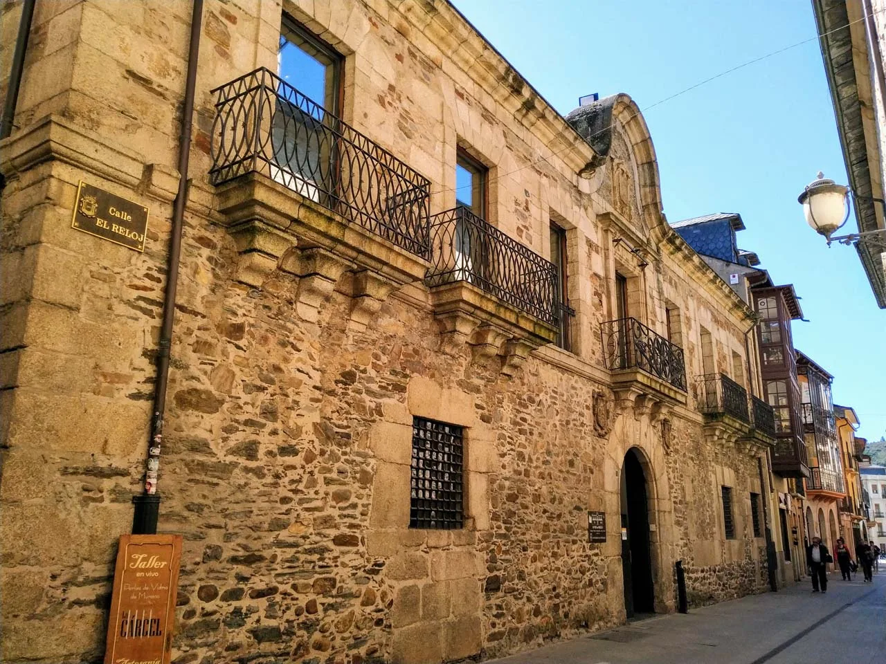 El Castillo y los museos del Ayuntamiento de Ponferrada amplían sus horarios de apertura durante la Semana Santa