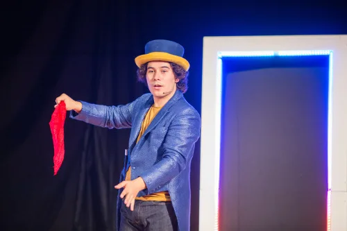 Dani García y su Gala de Magia: Un espectáculo único de ilusión y humor en La Térmica Cultural