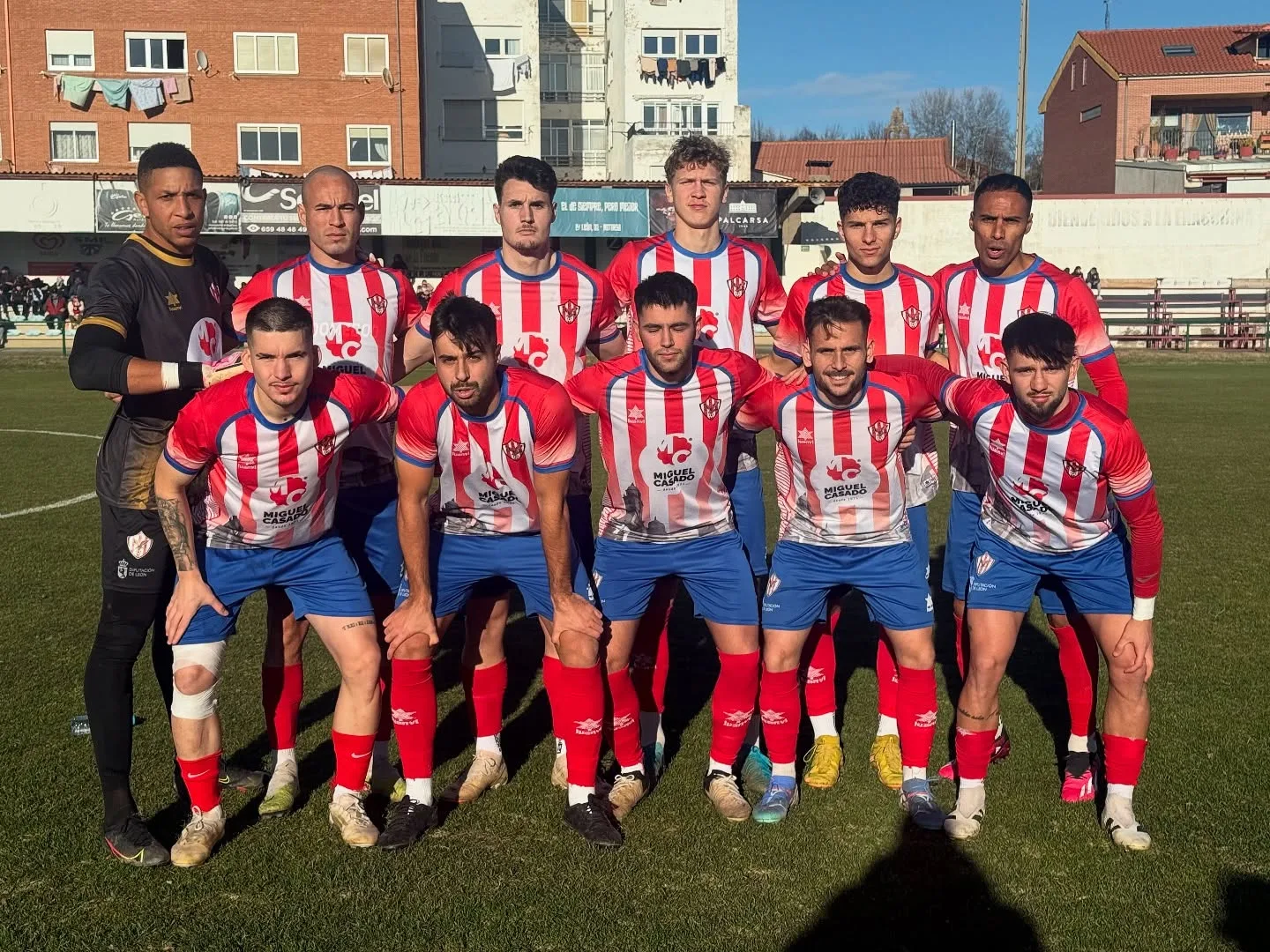 El Atlético Bembibre cae por la mínima ante el Atlético Astorga en La Eragudina