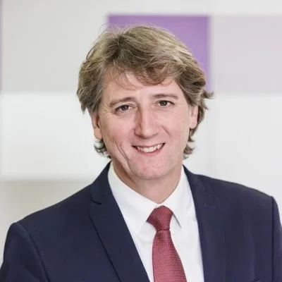 El PSOE de León felicita a Carlos Martínez por su elección como secretario general del PSOECyL