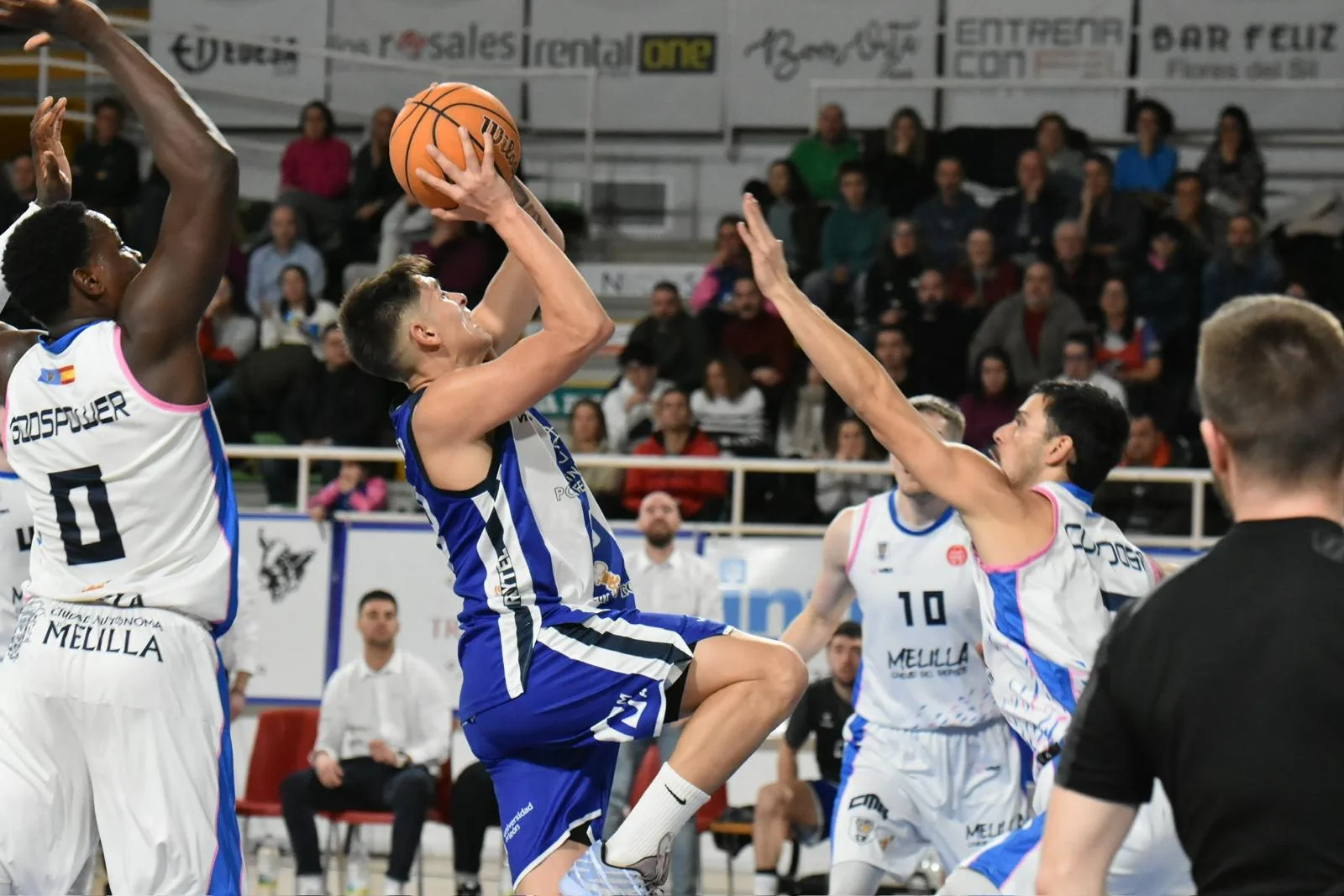 Clínica Ponferrada SDP logra una victoria de infarto sobre la bocina: 59-58 frente a Melilla Ciudad del Deporte
