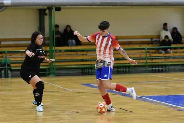 El Atlético Bembibre FS femenino arrasa en casa con un 5-0 ante La Bañeza FS