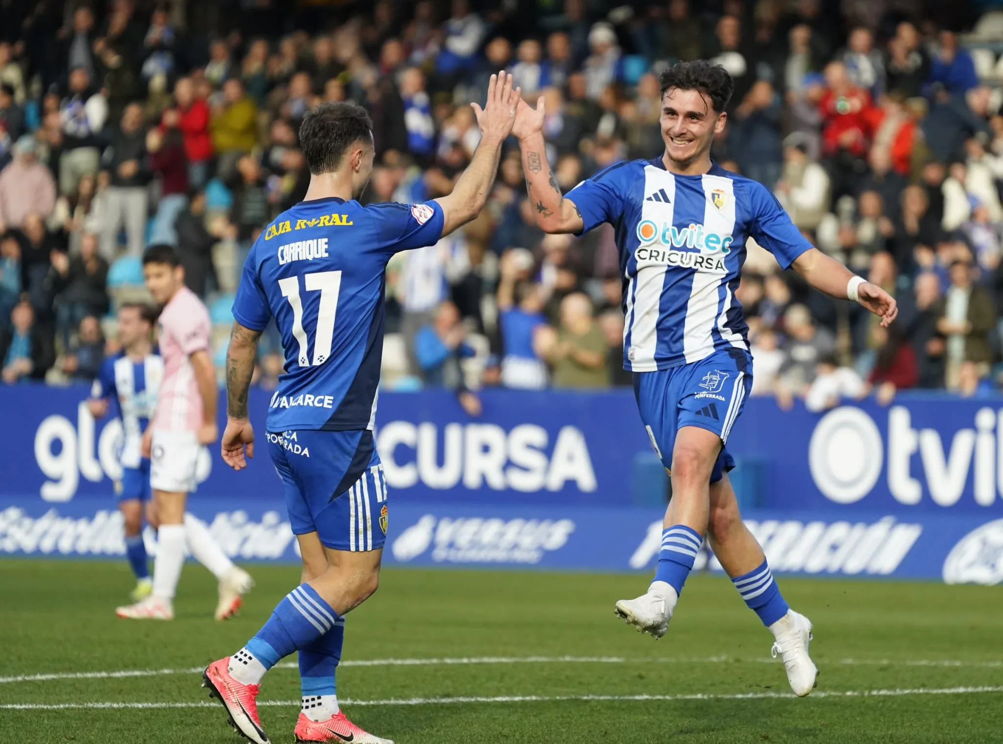 Yeray: “Me duele despedirme de la Ponferradina, y no es nada fácil. Nunca antes me había sentido tan querido, tan arropado por un equipo, por un club y por una afición”