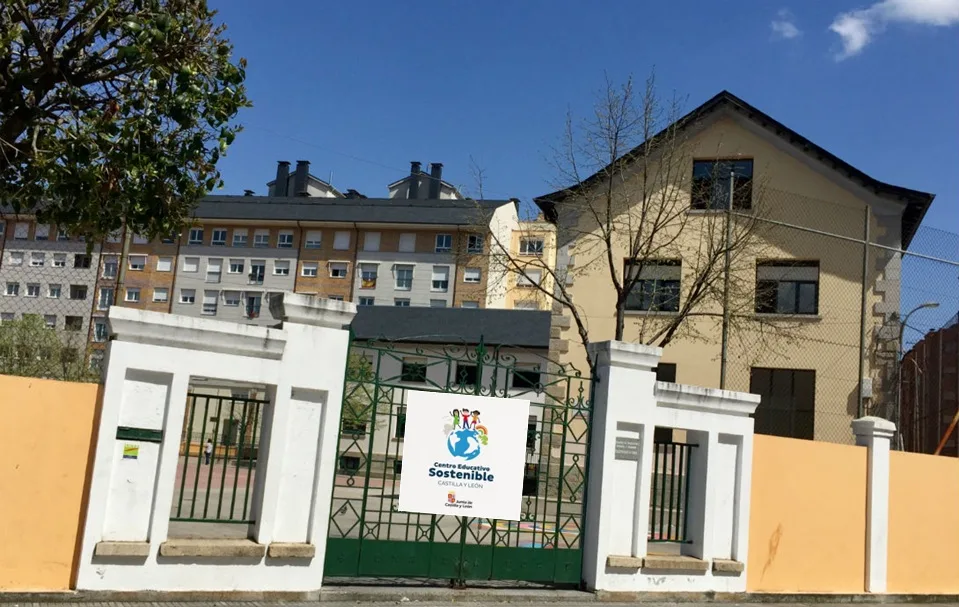 El colegio Valentín García Yebra no cambiará su nombre a "La Minero" tras el voto en contra de PSOE y VOX