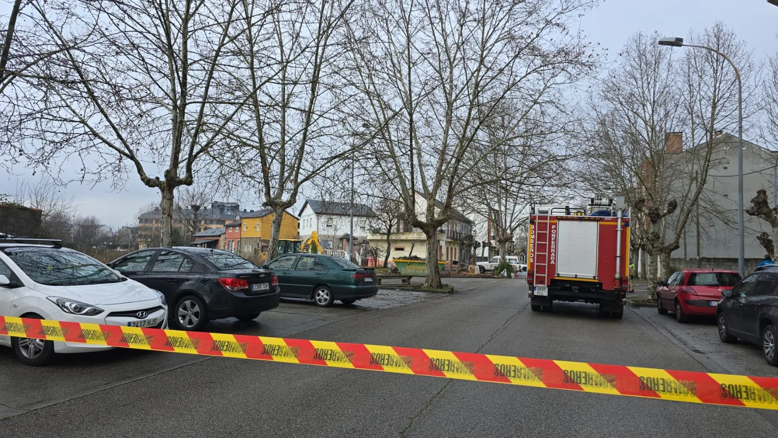 Controlado un escape de gas en la confluencia de la Avda. Pontevedra con la Calle Jaén en Ponferrada