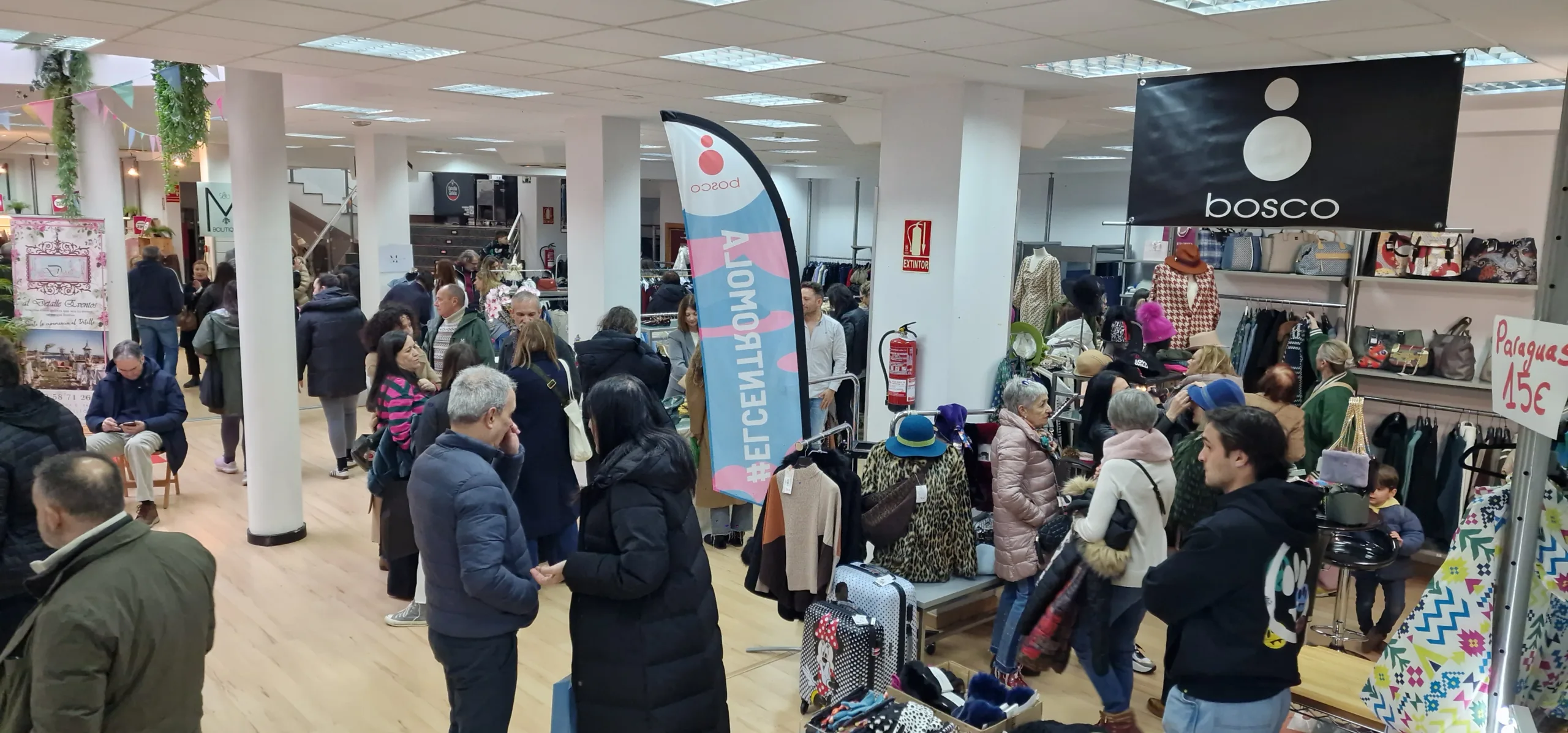 Mercado de Verano y visitas guiadas suspendidos en Ponferrada por los incendios