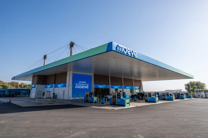 Las ayudas extraordinarias a los carburantes podrían finalizar el 30 de junio y encarecer gasolina y gasóleo