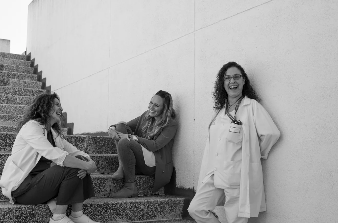 La exposición ‘Héroes y heroínas’ homenajea a las personas ostomizadas en el campus de Ponferrada