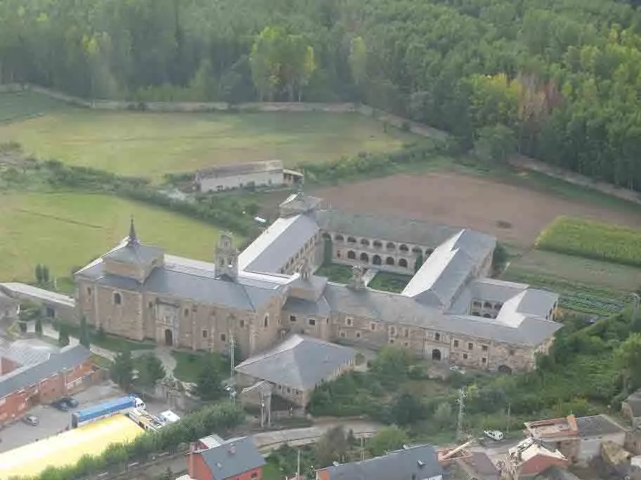 La Junta de Castilla y León destina más de un millón de euros para restaurar el Monasterio de San Miguel de las Dueñas