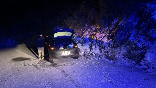Rescate en El Morredero: Dos personas atrapadas por nieve y hielo