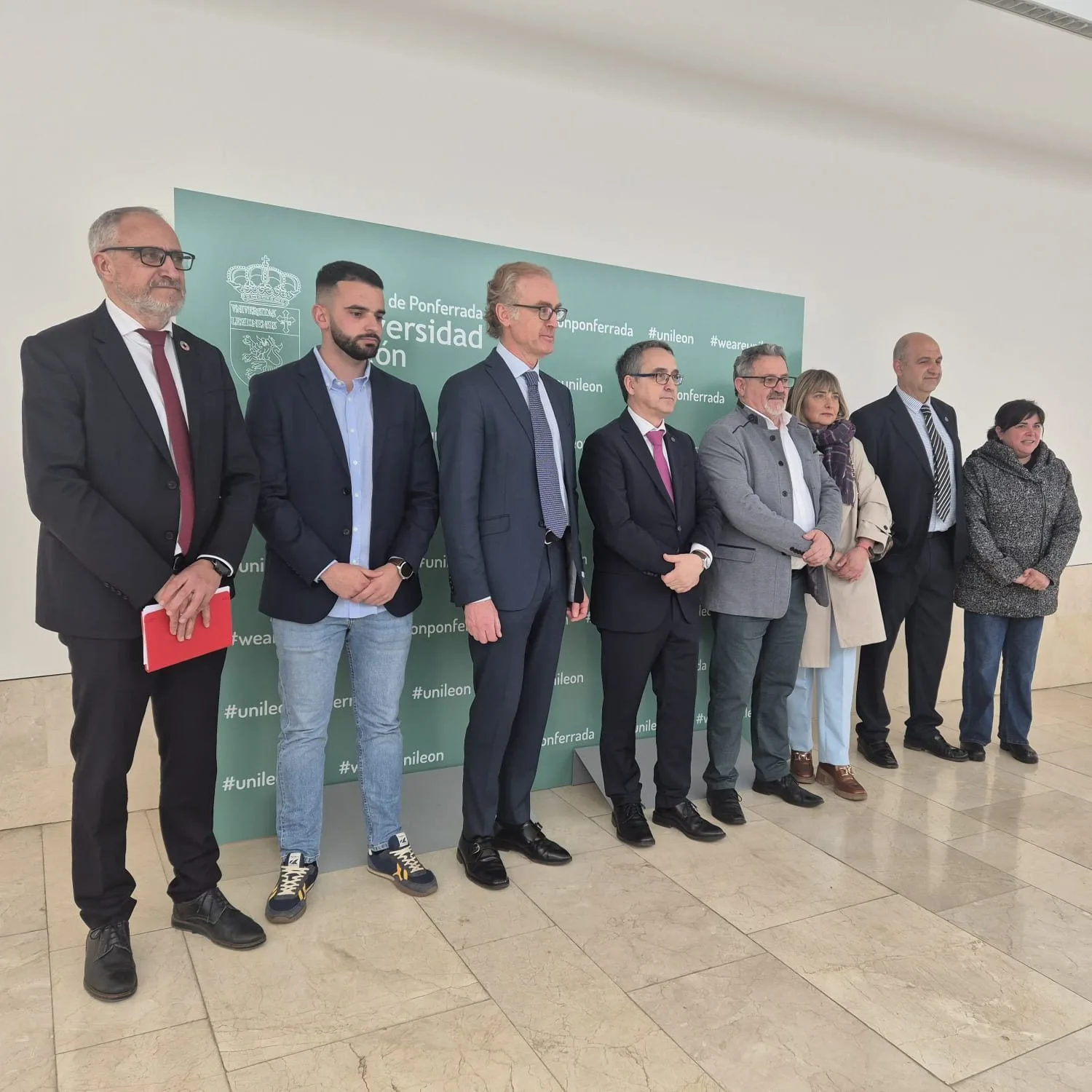 Ramón asiste a la graduación del alumnado en la escuela de Ingeniería Agraria y Forestal en Ponferrada