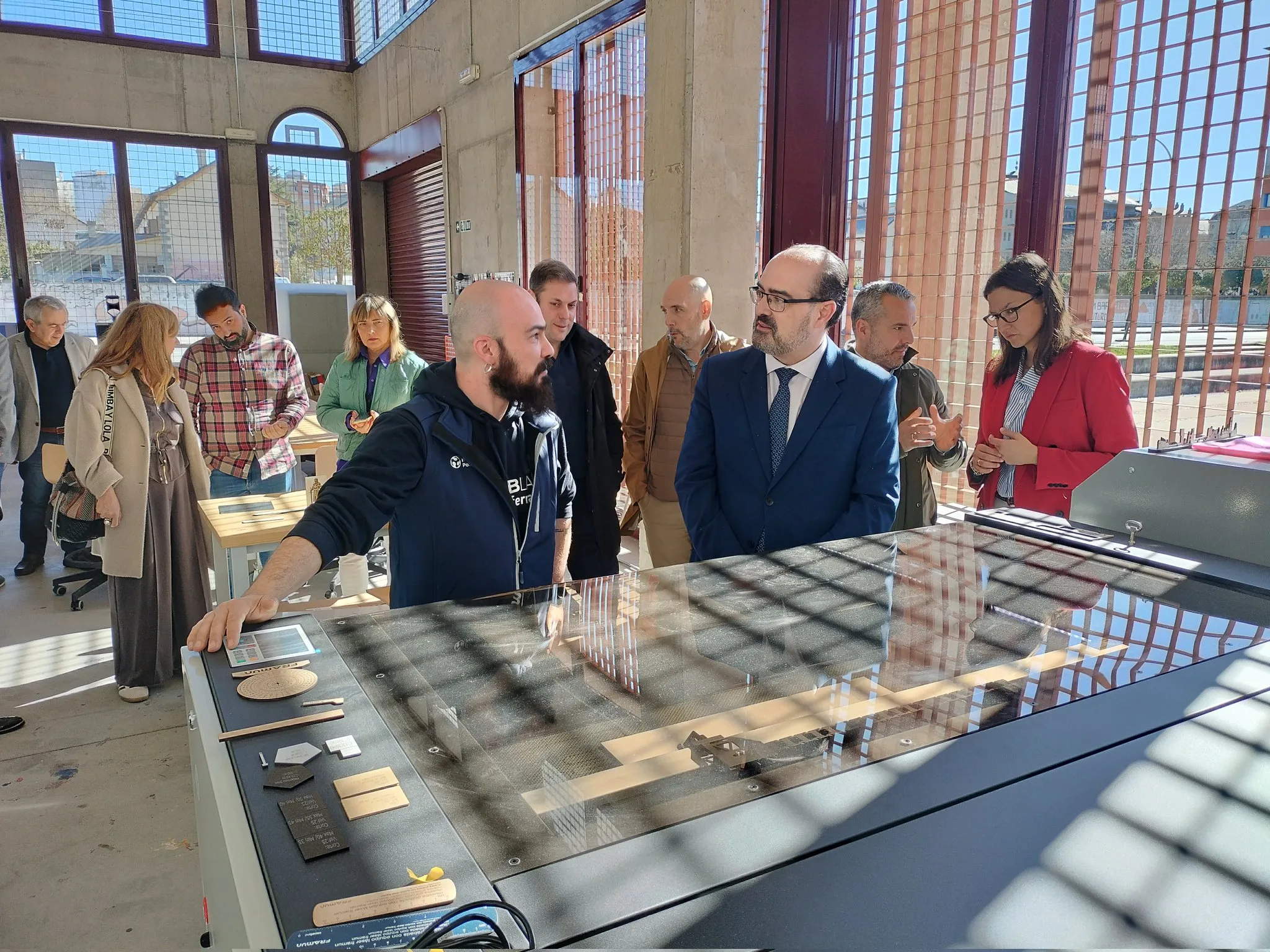 Ponferrada inaugura un espacio para formación en nuevas teconologías tras invertir más de 141.000 euros
