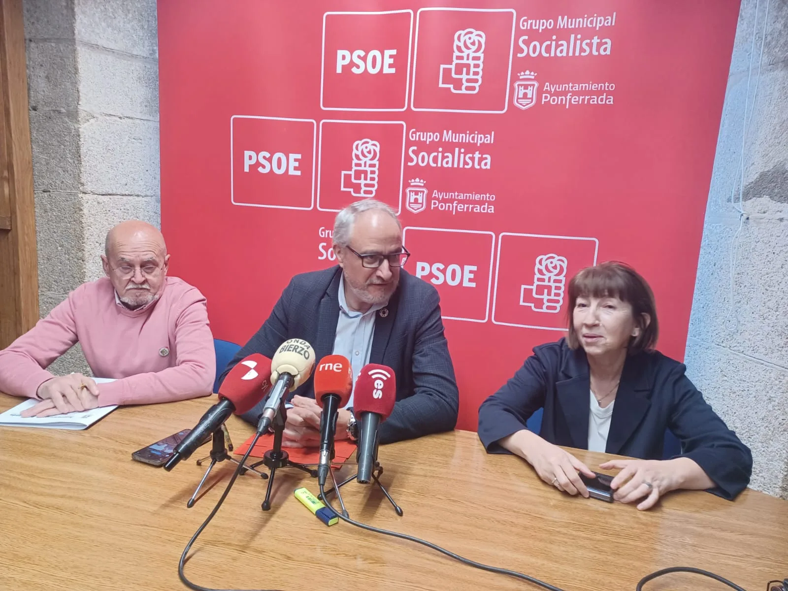 El PSOE defiende la gestión de las operaciones urbanísticas en los solares de Obispo Osmundo y General Vives del anterior mandato