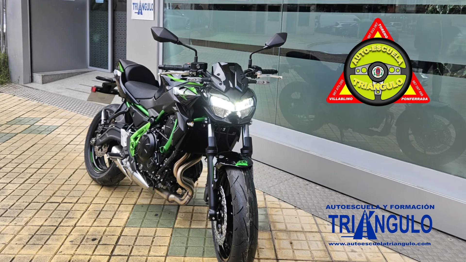 Autoescuela Triángulo amplía su flota con la nueva Kawasaki Z650