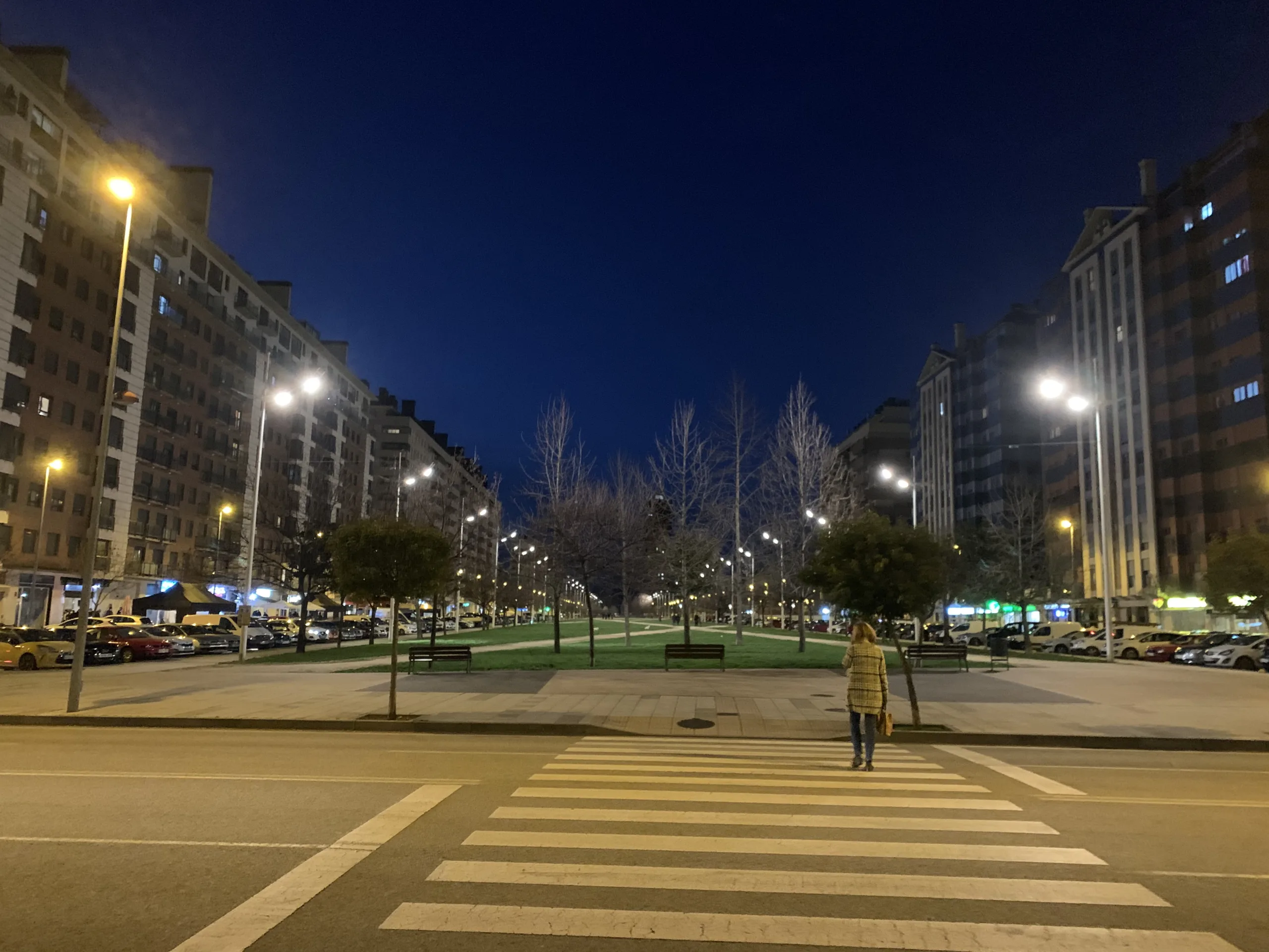 Sancionado un café-bar de La Rosaleda con 2.000 euros y el precinto de su cocina por irregularidades en la licencia