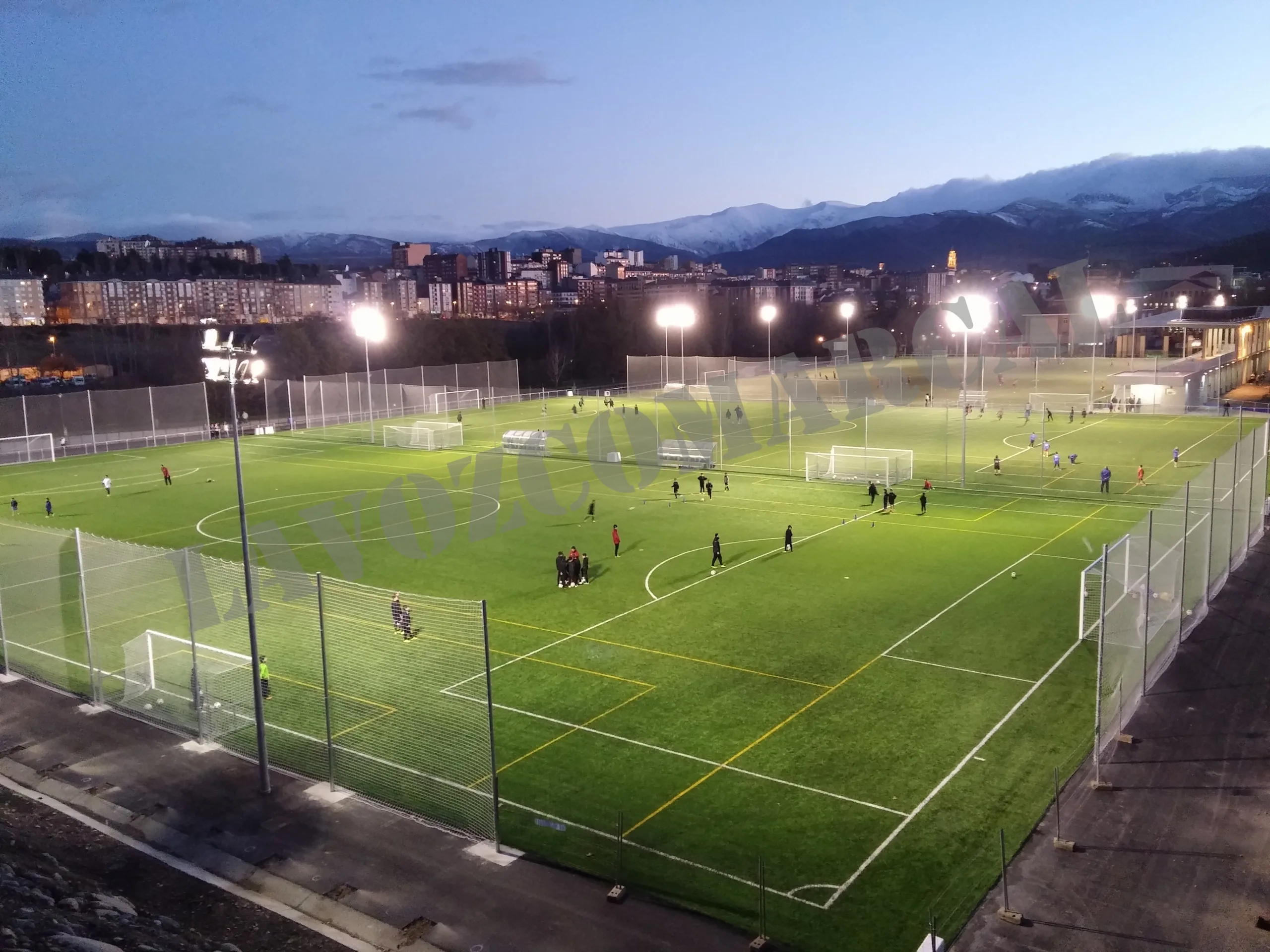 La Concejalías de Fomento y Deportes aprueban la reforma de varios campos de fútbol en el municipio con una inversión de 1 millón de euros
