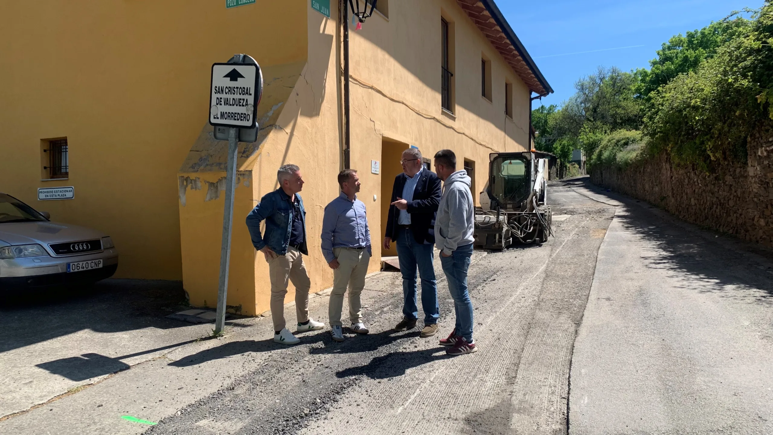Diputación inicia los primeros trabajos de mejora de la carretera que une Villar de los Barrios y San Cristóbal de Valdueza