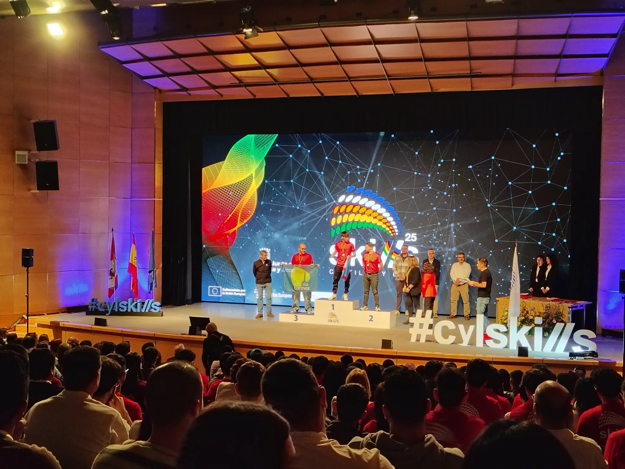 Medalla de oro para un alumno del IESVE de Ponferrada en los 'CyLSkills 2025'