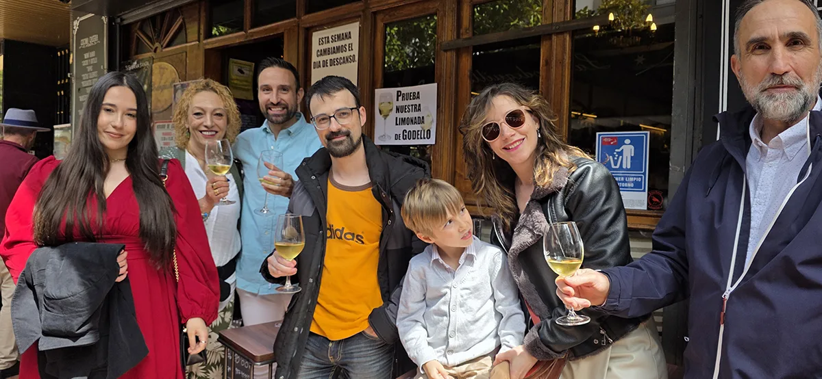 Domingo de Limonadas en los Bares de Plaza Fernando Miranda de Ponferrada