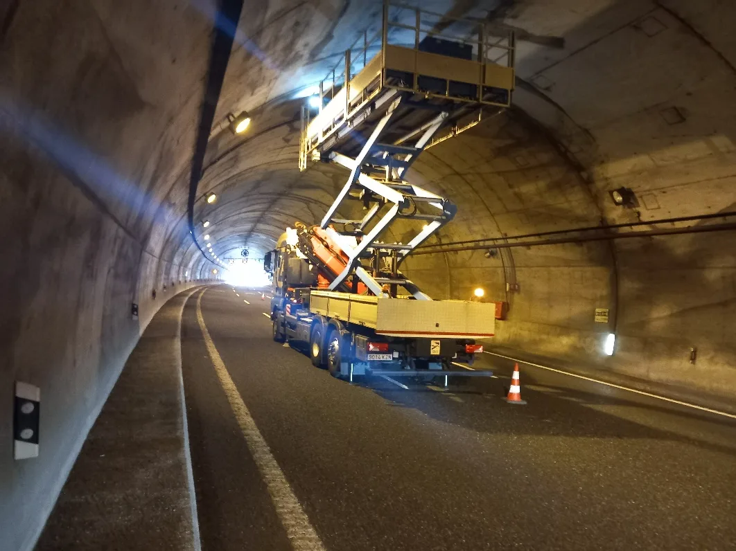 El tráfico entre El Bierzo y Galicia se verá efectado más de dos meses por las obras de modernización de ocho túneles en la A-6
