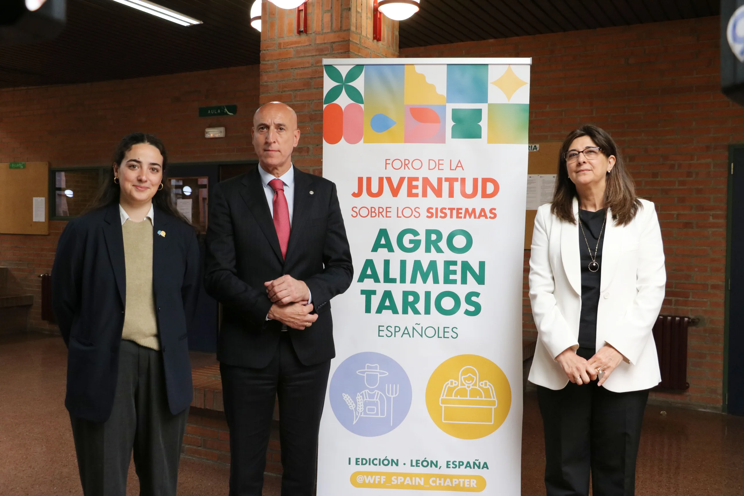 La juventud lidera el debate sobre el futuro agroalimentario en la Universidad de León