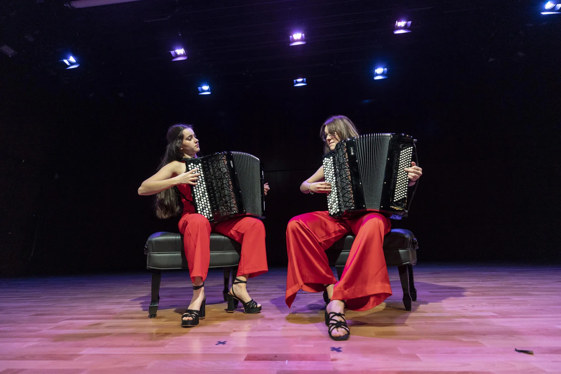 El dúo de acordeones Éire cierra la temporada de conciertos de Juventudes Musicales en el Conservatorio