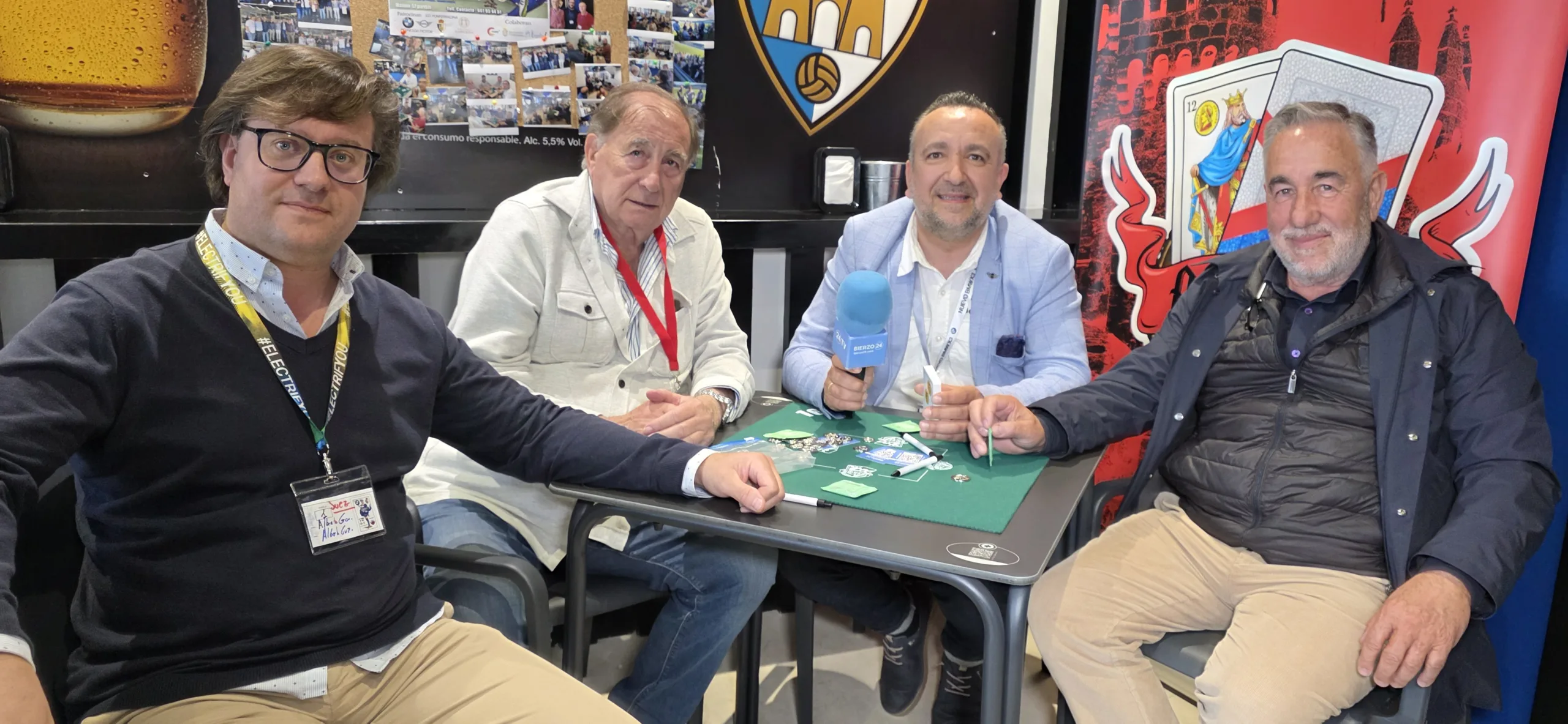 [FOTOS] Arranca la III edición del Torneo de Mus organizado por la SD Ponferradina y BMW Bernesga Motor