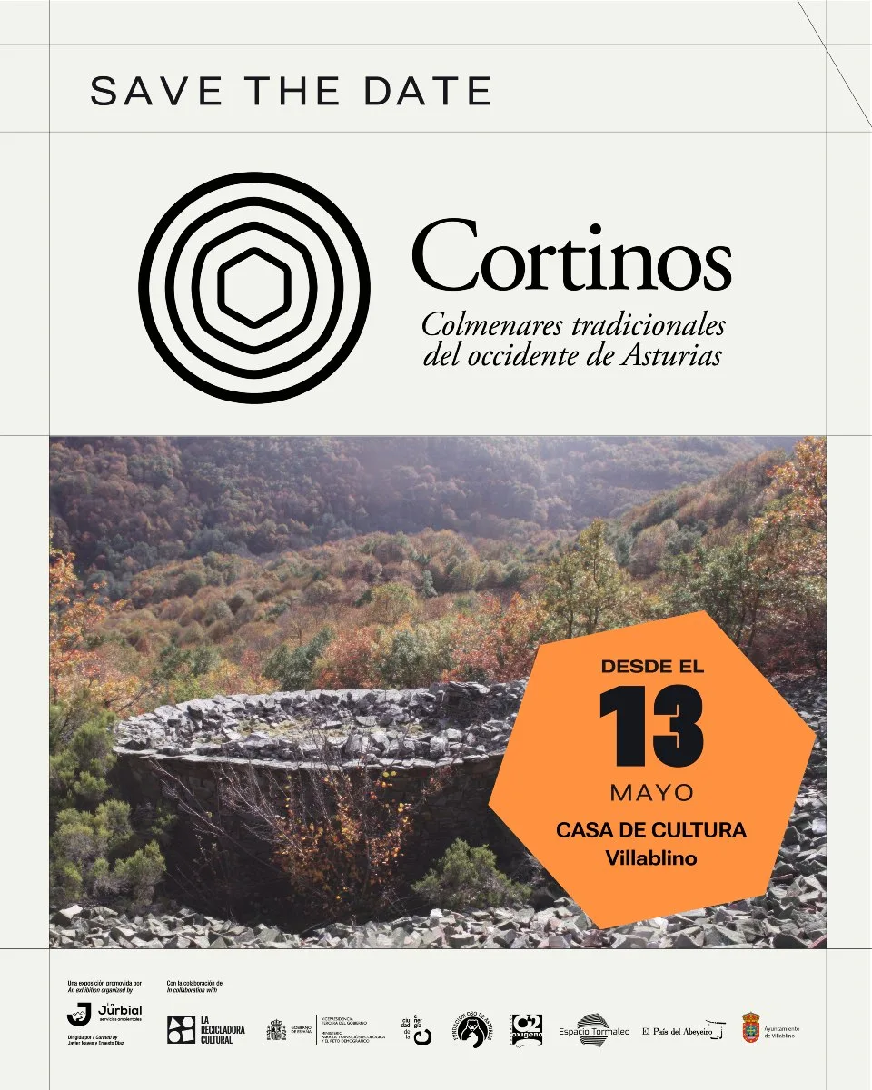 Inaugurada en Villablino la exposición "Cortinos, Colmenares tradicionales del occidente de Asturias"
