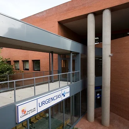 El PSOE de León acusa a la Junta de "dejar sin pediatra" al Centro de Salud de La Bañeza