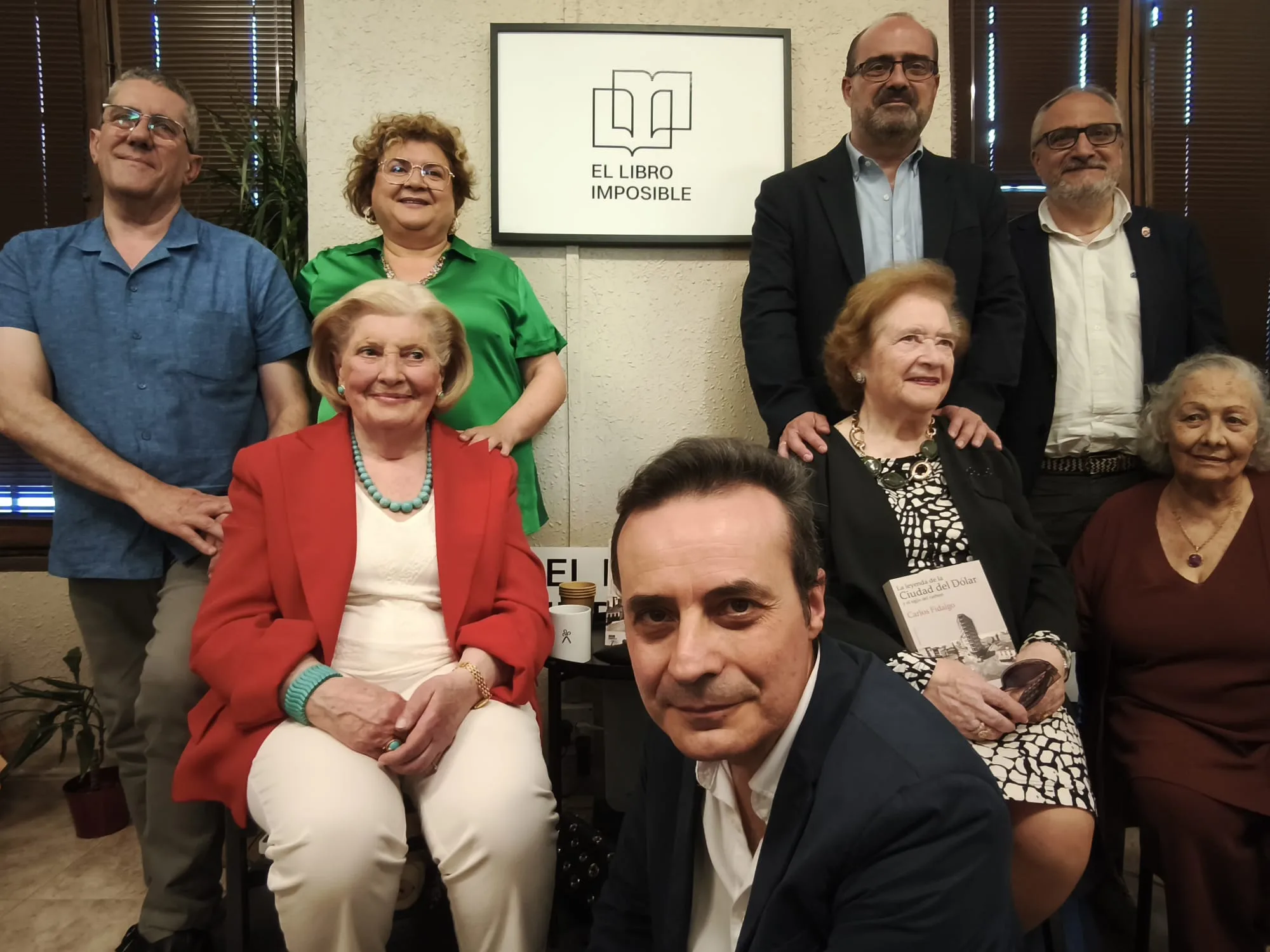 El periodista Carlos Fidalgo acude a la cita con 'El libro imposible' para presentar 'La leyenda de la Ciudad del Dólar y el siglo del carbón'