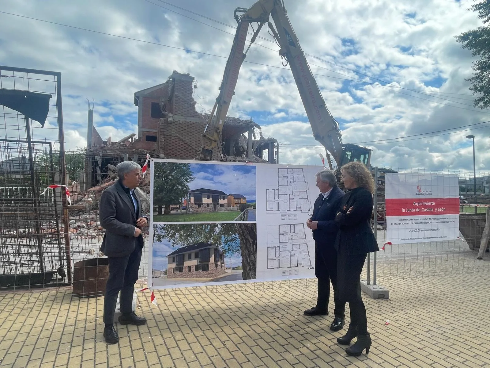 La Junta impulsa en Carracedo la construcción del 'Edificio Monasterio' para viviendas de promoción pública con una inversión de más de 800.000 euros
