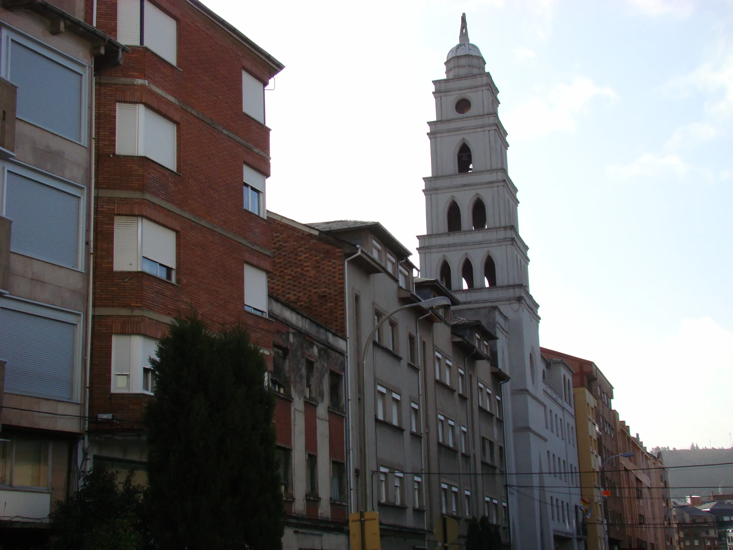 El Obispado de Astorga elimina los toques de campana de la parroquia de San Ignacio en cumplimiento de un auto provisional del juzgado