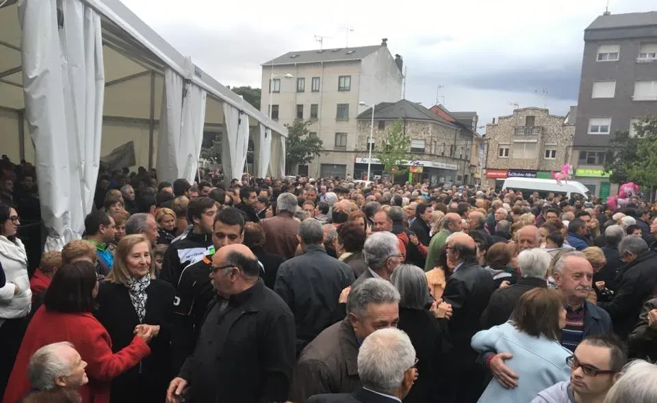 [TRIBUNA] Matagal da un paso al lado en favor de la unidad vecinal de Cuatrovientos