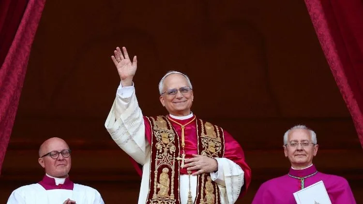 [FOTOS] Robert Francis Prevost es elegido Papa con el nombre de León XIV