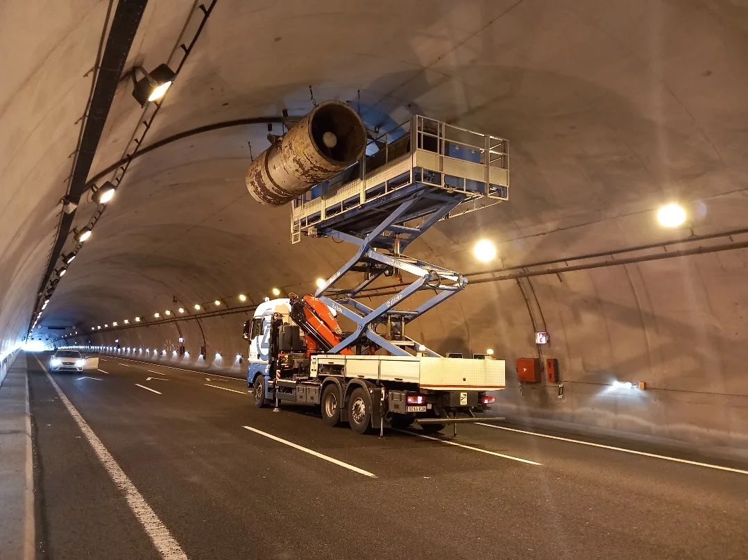 Cortes al tráfico en el túnel de la A-6 en Villafranca del Bierzo por las obras de mejora en su interior