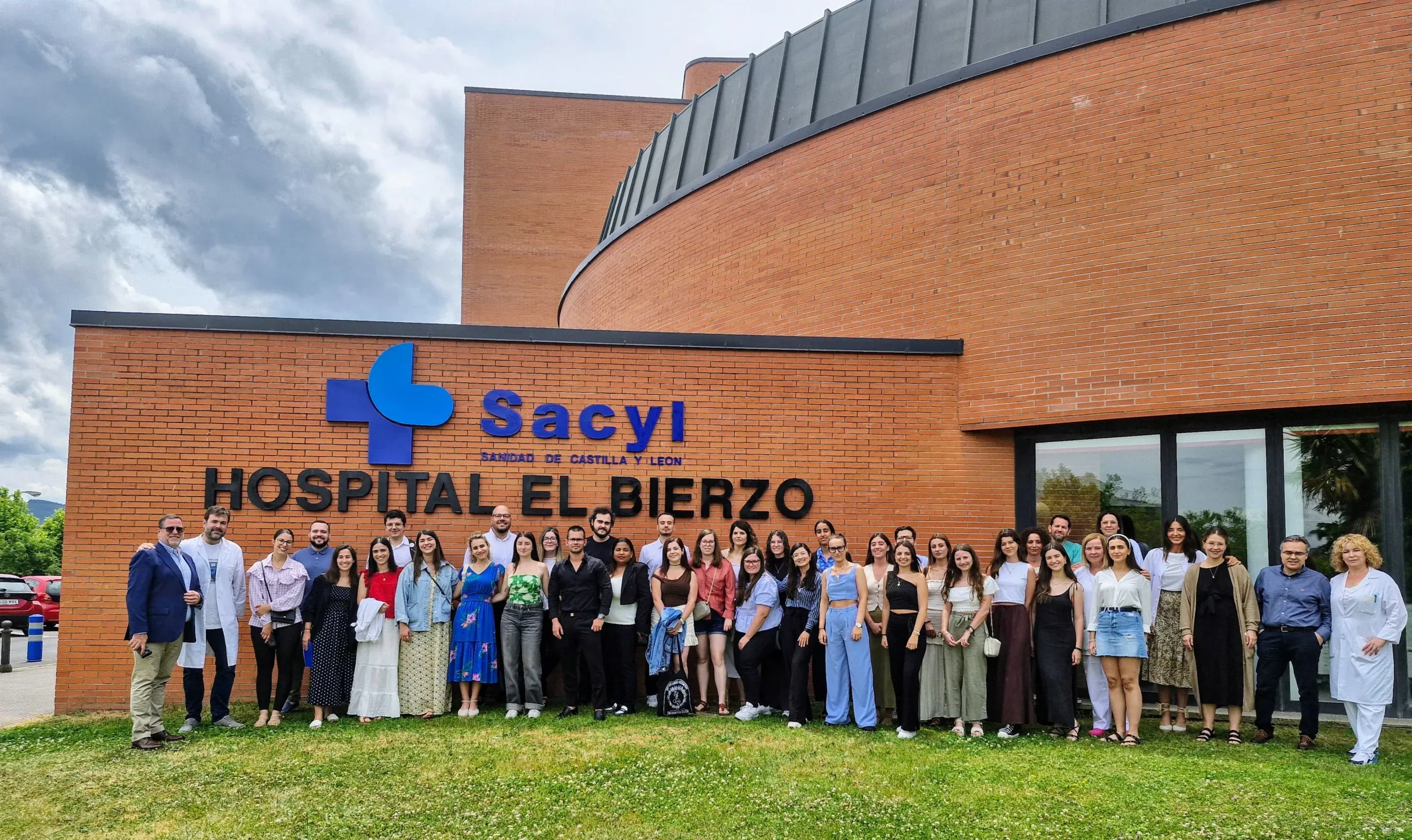 Acto de bienvenida a los nuevos médicos residentes en el área sanitaria del Bierzo