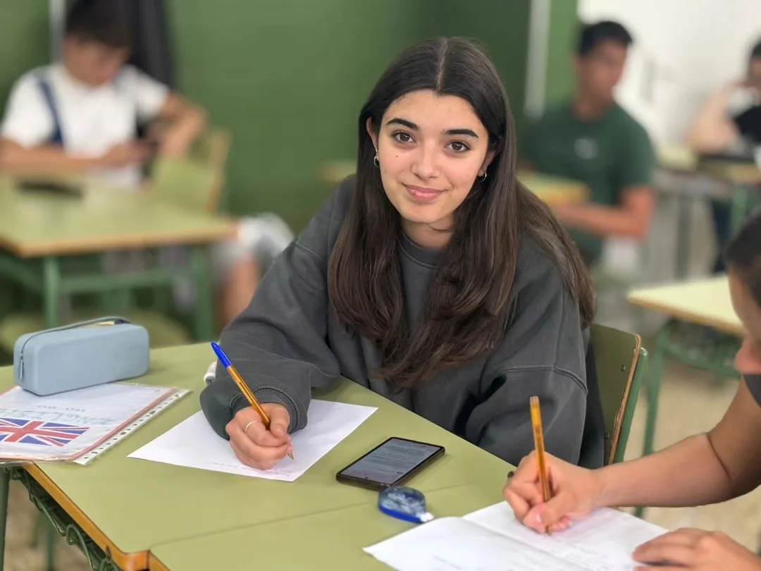 Carolina Guerra Cea, alumna de 1º de Bachillerato, obtiene una prestigiosa beca de inmersión lingüística en Inglés