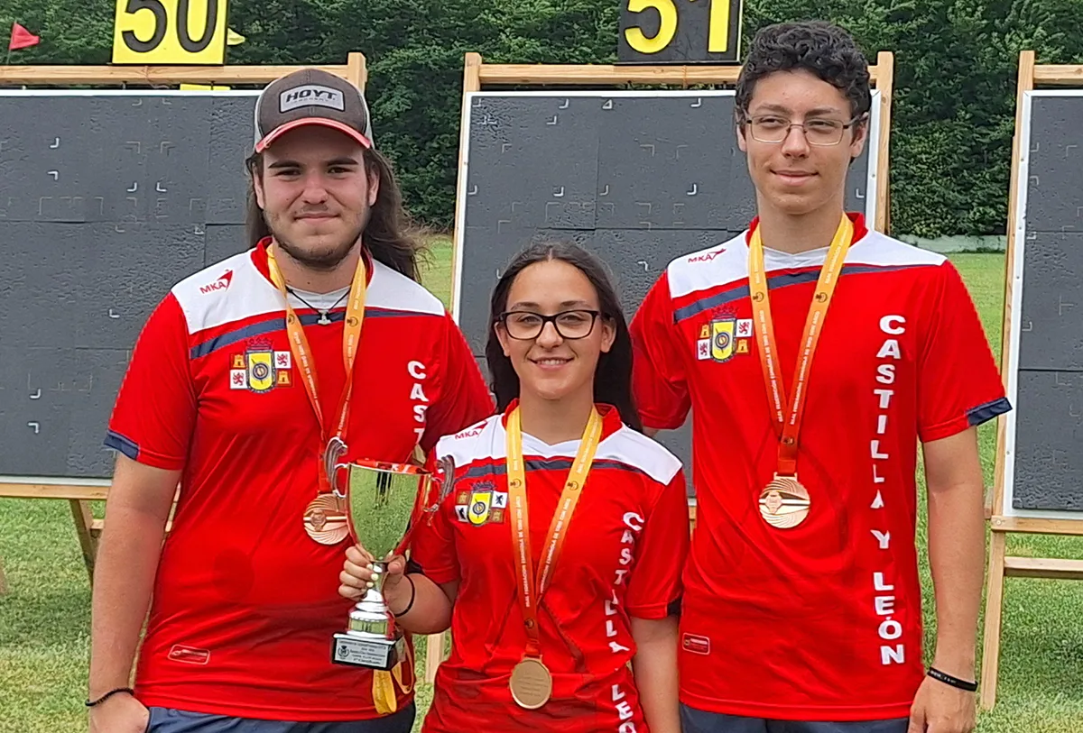 El talento berciano apunta alto: doble medalla para Héctor González en Madrid