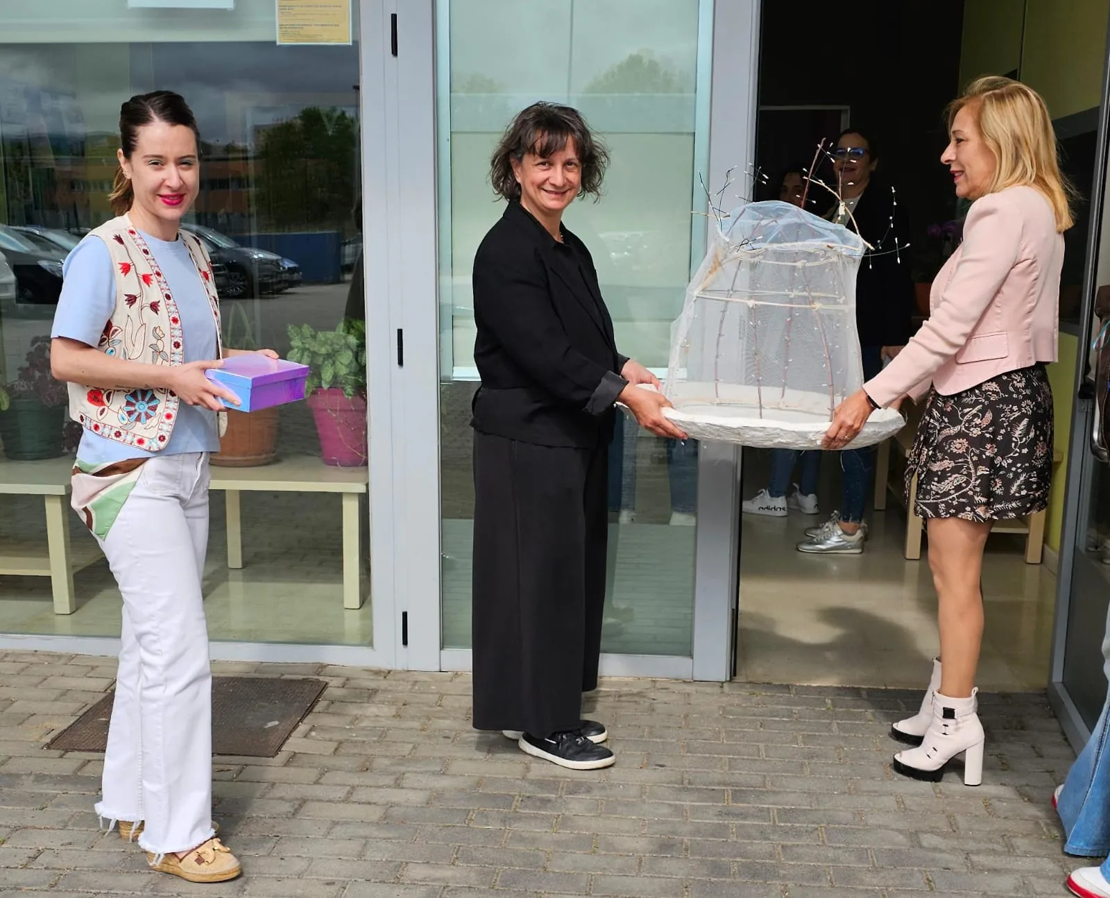AFA Bierzo se suma al proyecto artístico "SEDA" de Reme Remedios con una experiencia transformadora para personas con Alzheimer