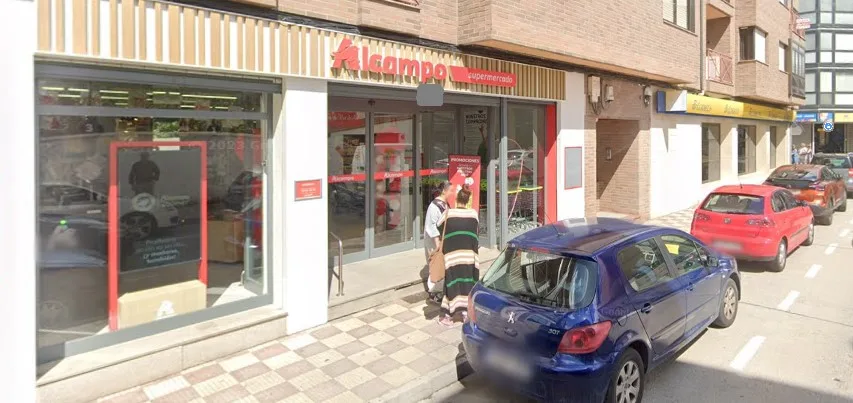 Cierre del supermercado de Alcampo en Bembibre y despidos en uno de Ponferrada y el de Villablino tras el acuerdo sobre el plan de ajuste a nivel nacional