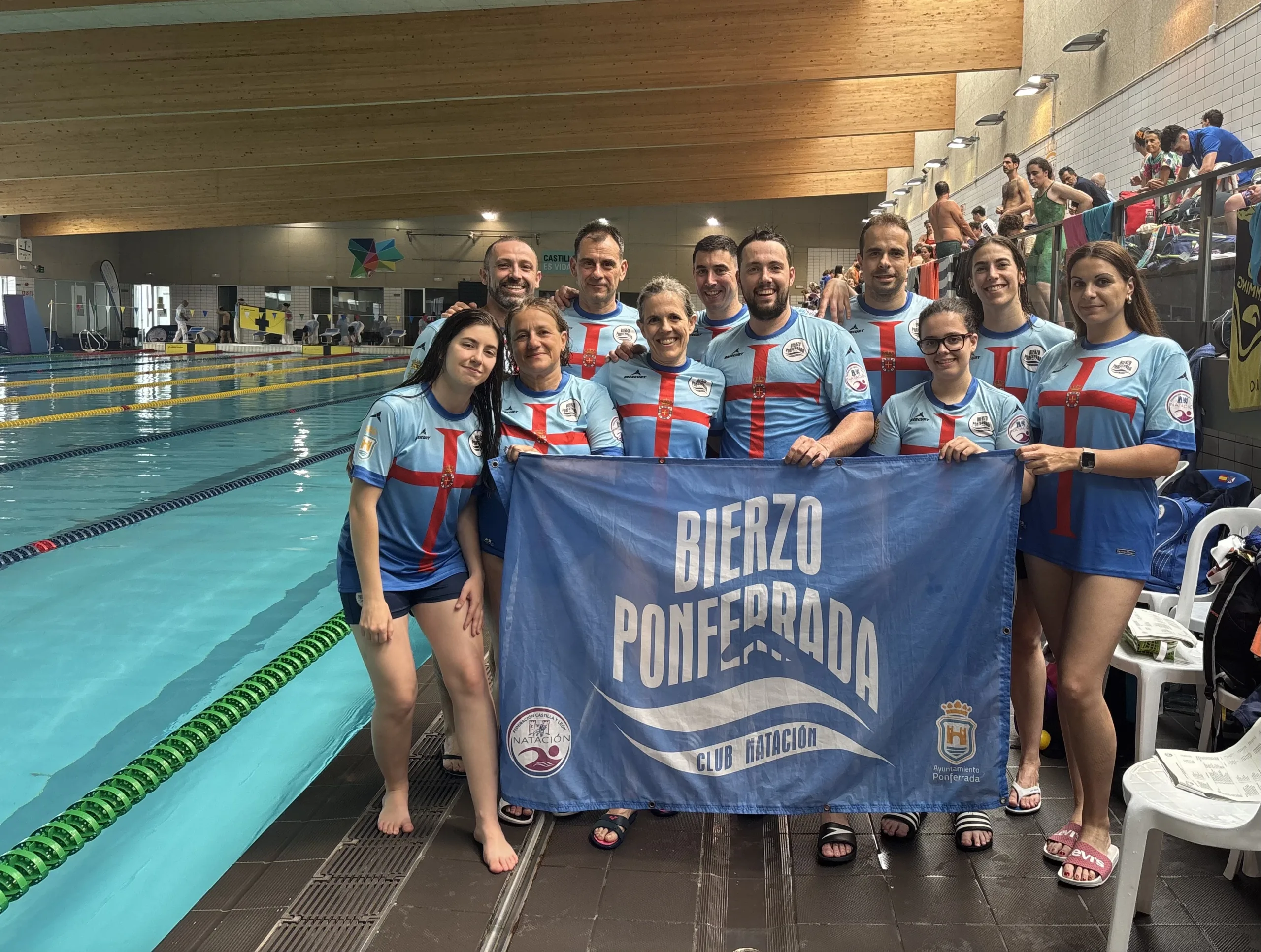 Gran actuación del Club Natación Bierzo Ponferrada en el Open Máster de Castilla y León