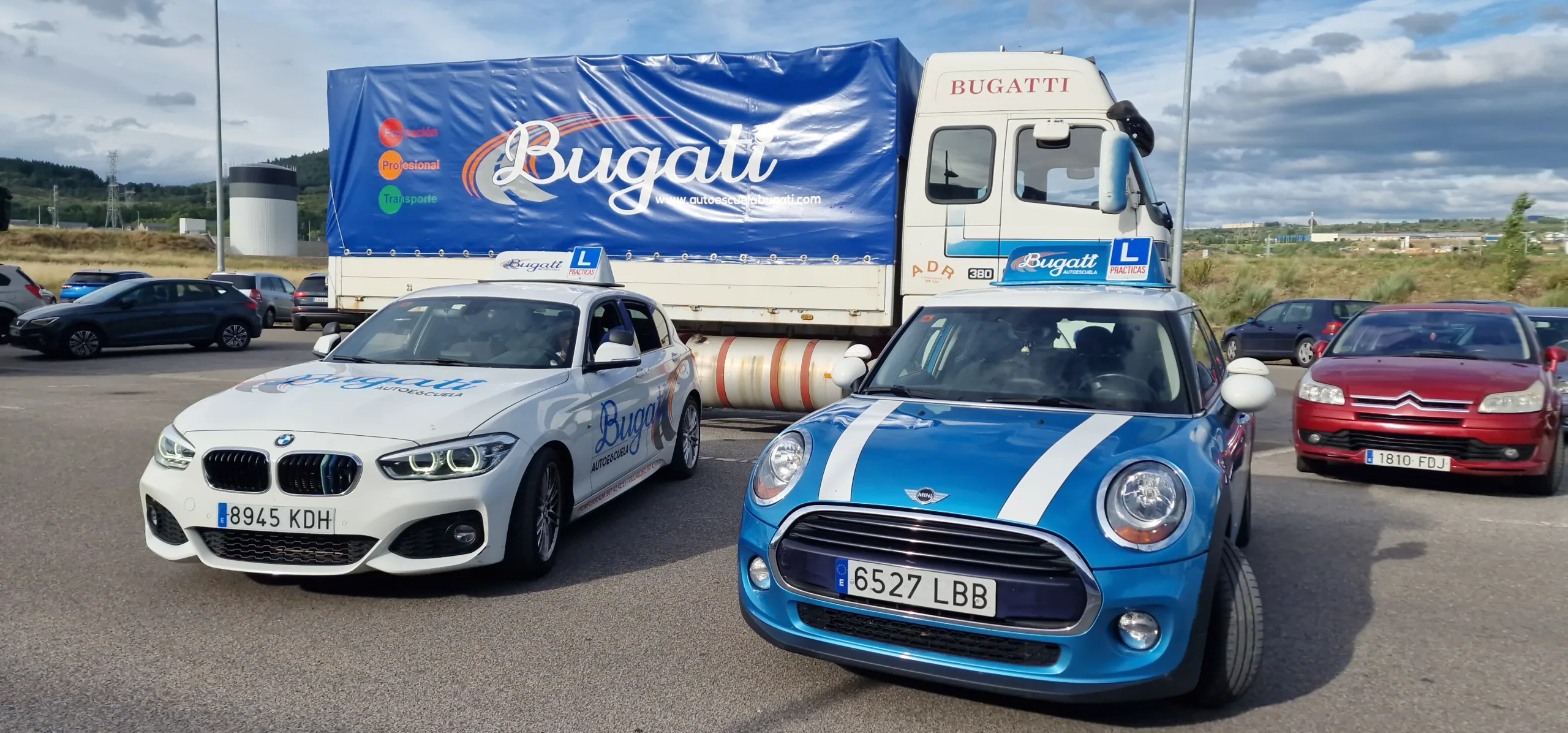 Autoescuela Bugati lanza sus cursos intensivos de verano con prácticas en BMW y Mini