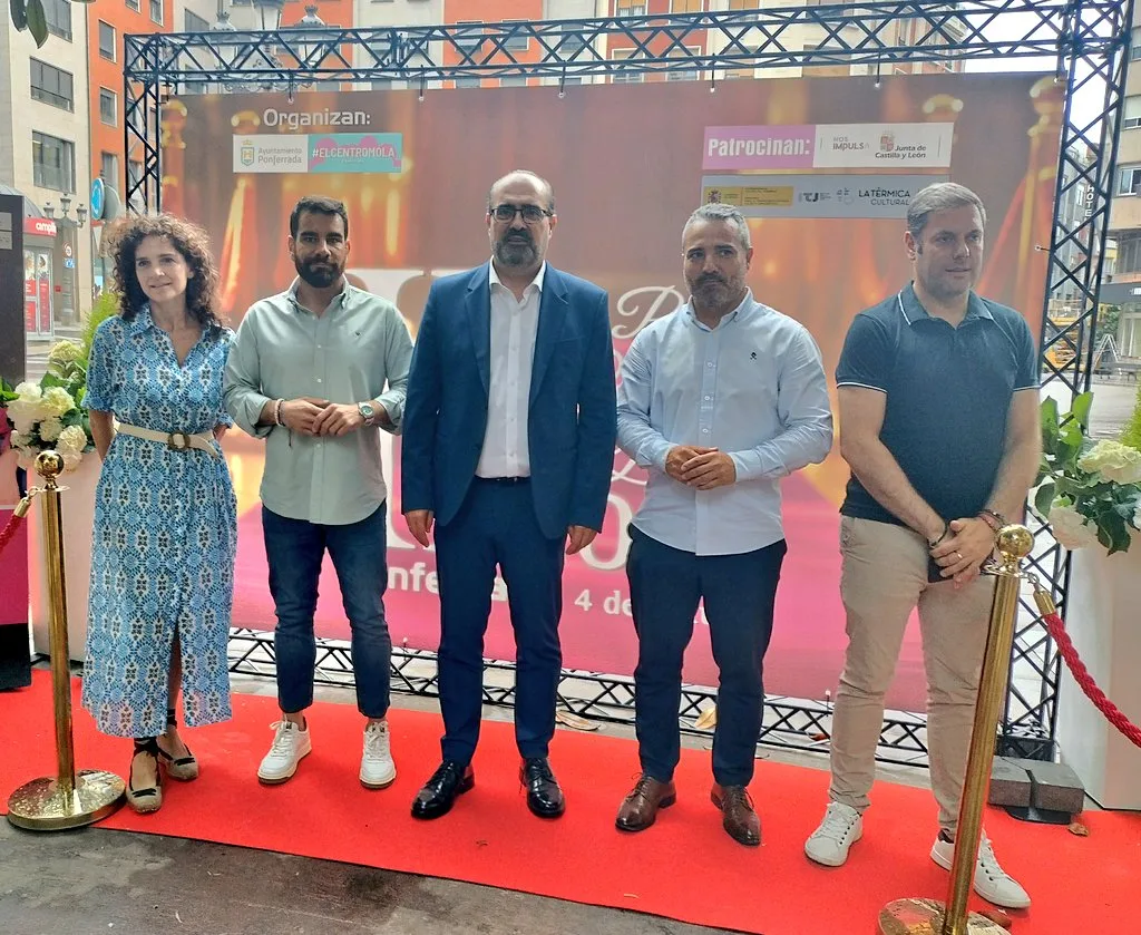 Carlos Baute y Luján Argüelles, protagonistas de la II Gala Premios del Comercio en Ponferrada