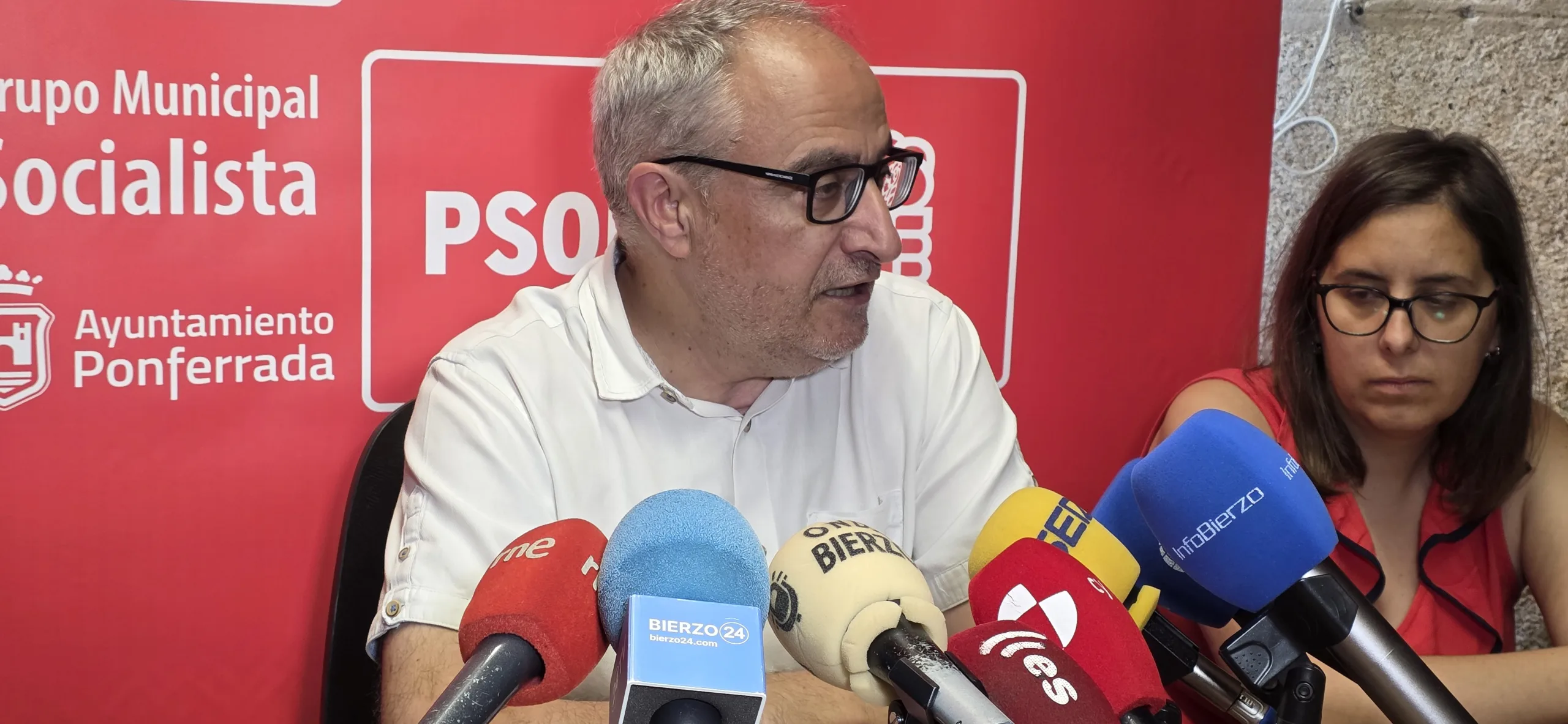 El PSOE considera “propaganda” e “inversiones que nunca van a salir del armario” el soterramiento de la avenida del Castillo, la biblioteca del Camino de Santiago en Compostilla o el proyecto del Morredero