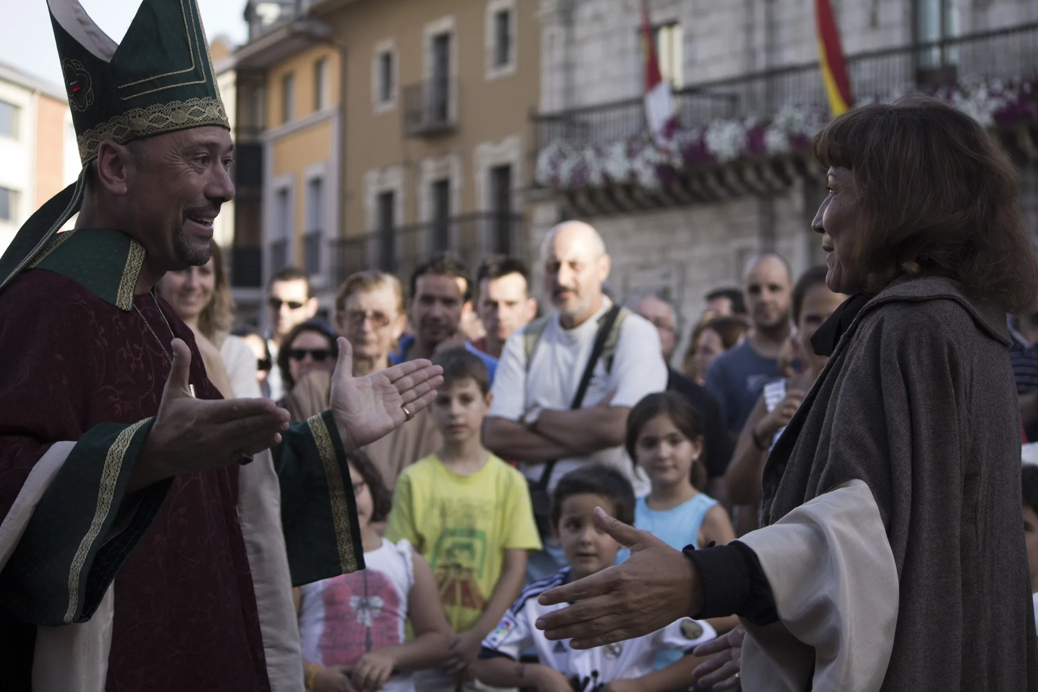'El Señor de Bembibre' y el casco histórico de Ponferrada centran las visitas teatralizadas y nocturnas del verano