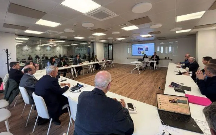 El 61% de los proveedores soporta plazos ilegales y sólo el 26% de las grandes empresas cumple con la ley según el Informe de Plazos de Pago 2024 en España